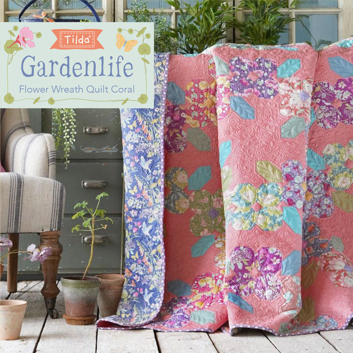 Flower-Wreath-quilt-Coral