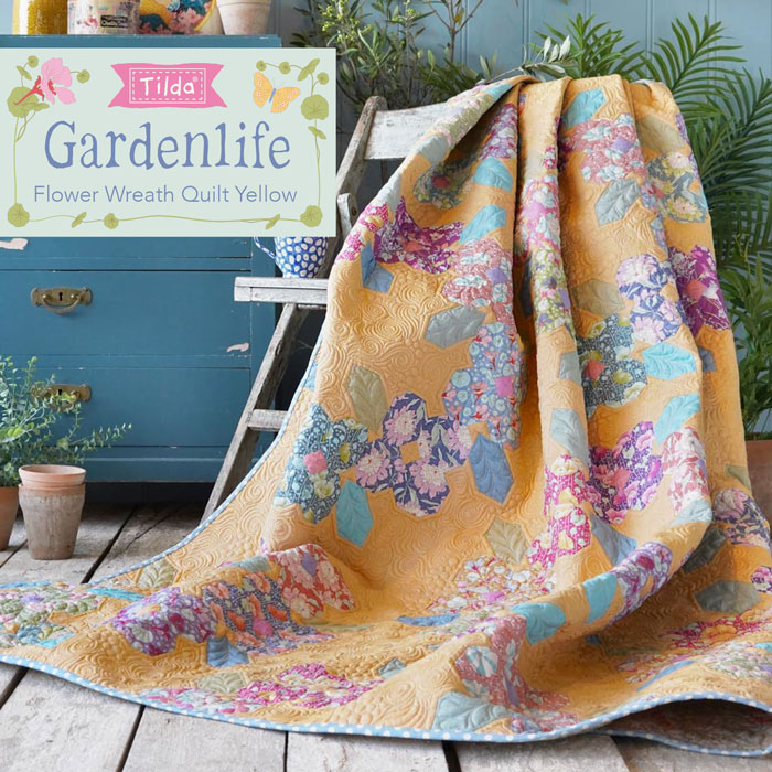Flower-Wreath-quilt-Yellow