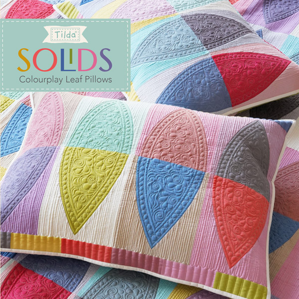 Colorplay-Leaf-Pillow